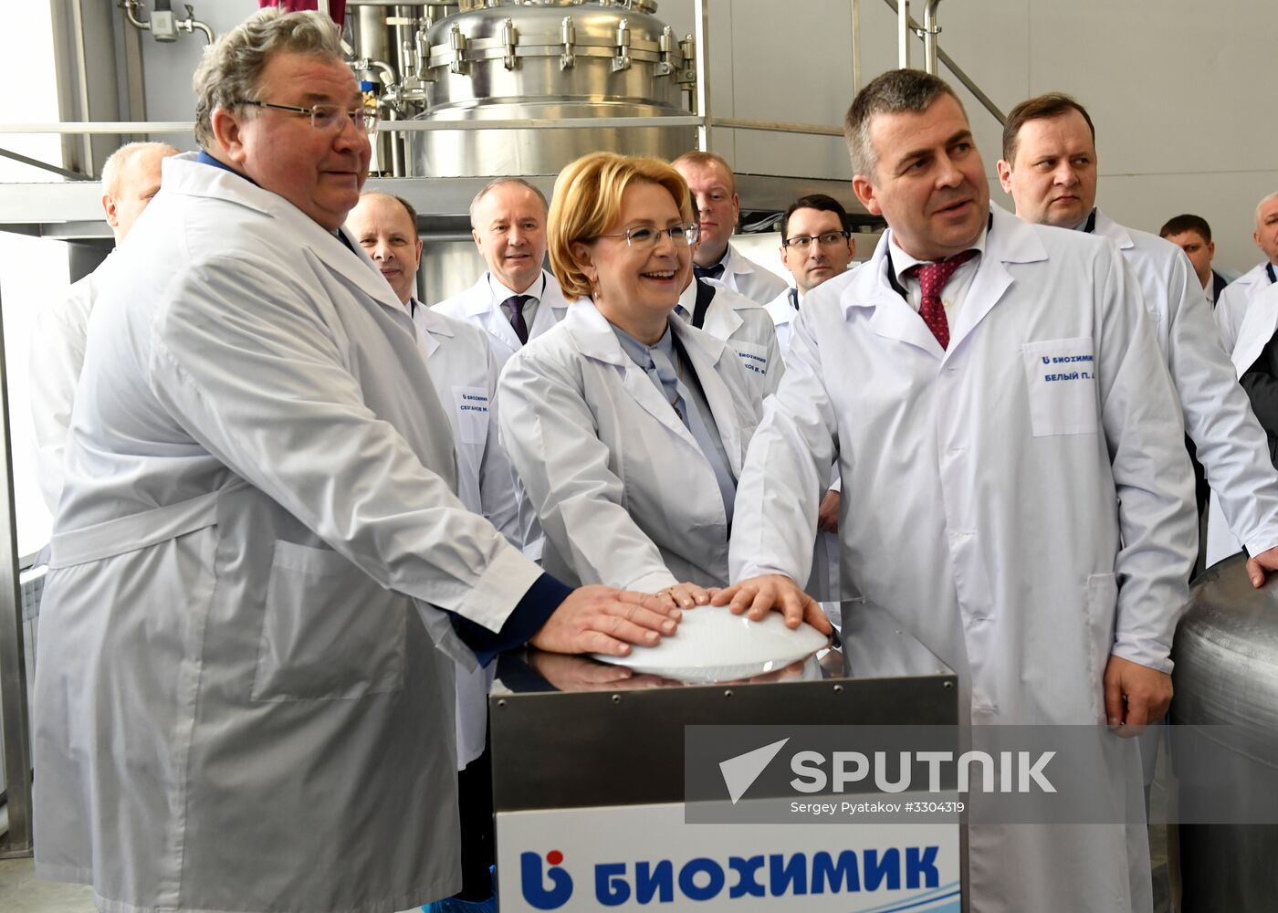 Antibiotics production plant opens at Biokhimik company