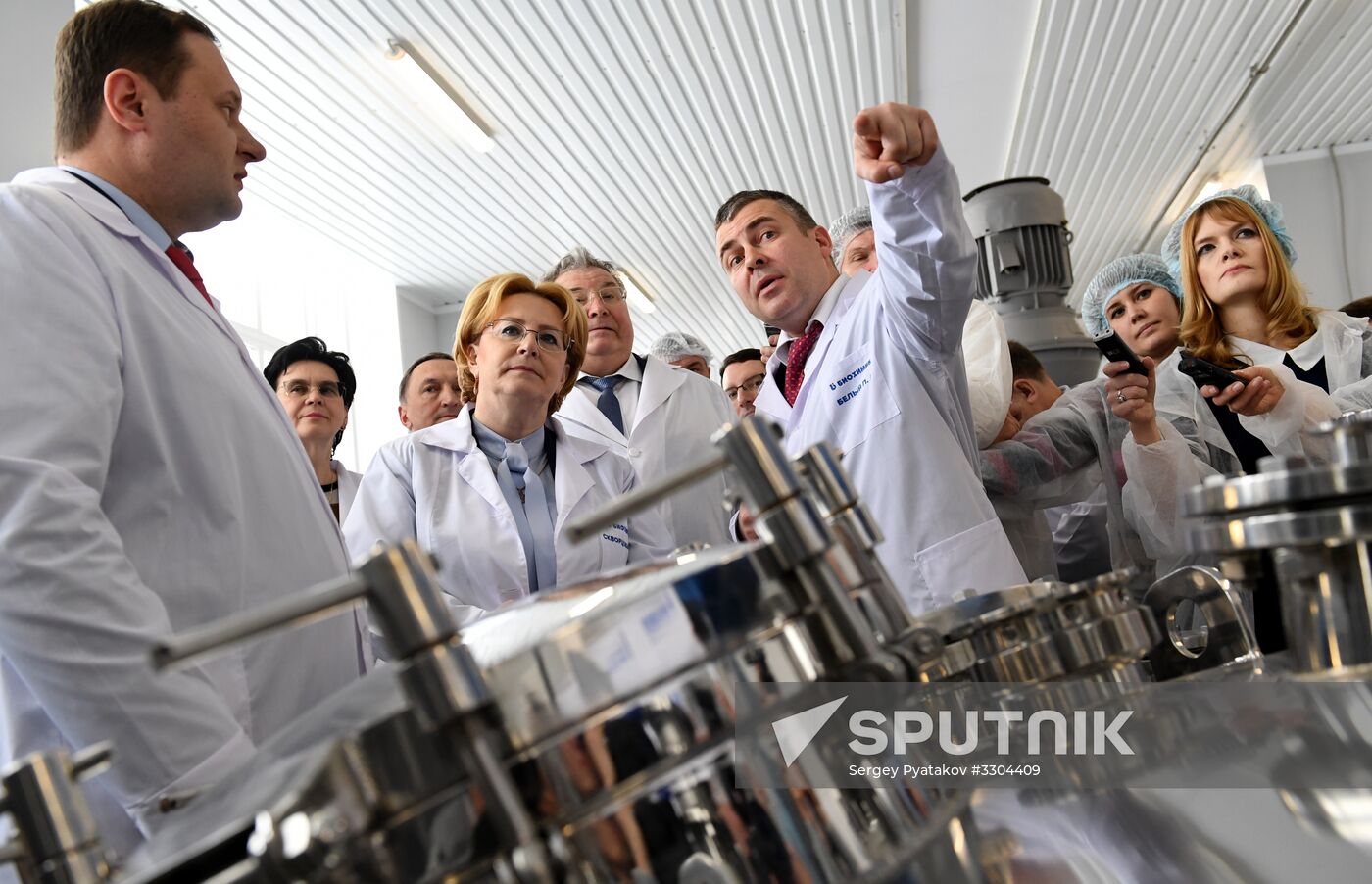 Antibiotics production plant opens at Biokhimik company