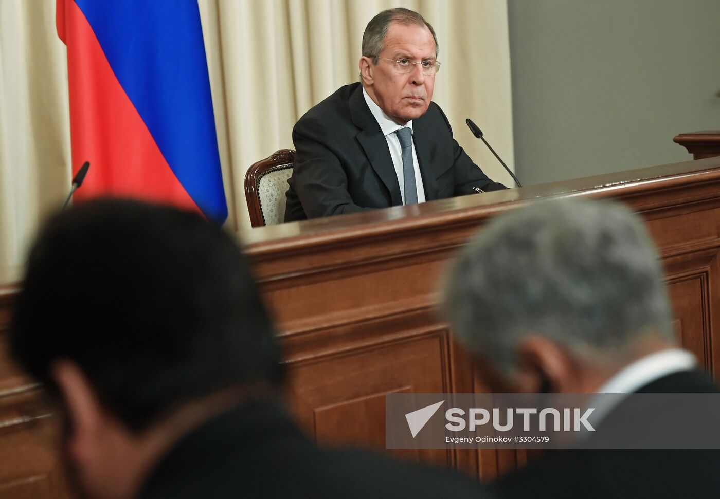 Russian Foreign Minister Sergei Lavrov meets with Foreign Minister of Pakistan Khawaja Muhammad Asif