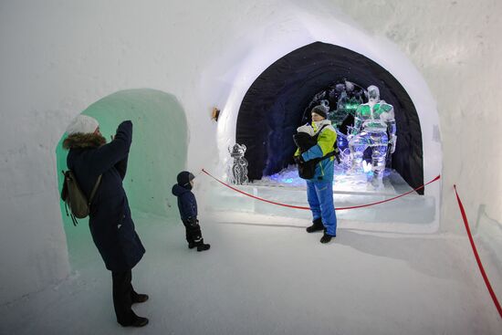 Snow Village tourist center in Murmansk Region