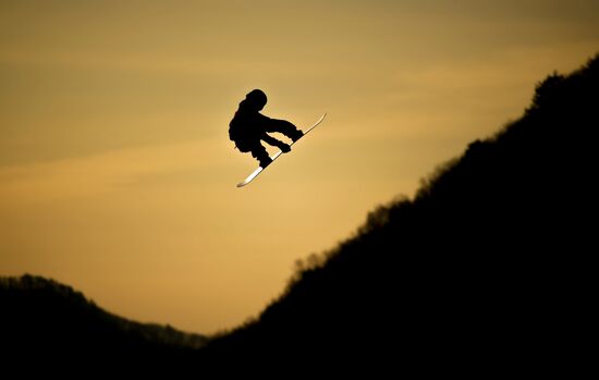 2018 Winter Olympics. Snowboarding. Men. Big air. Qualification