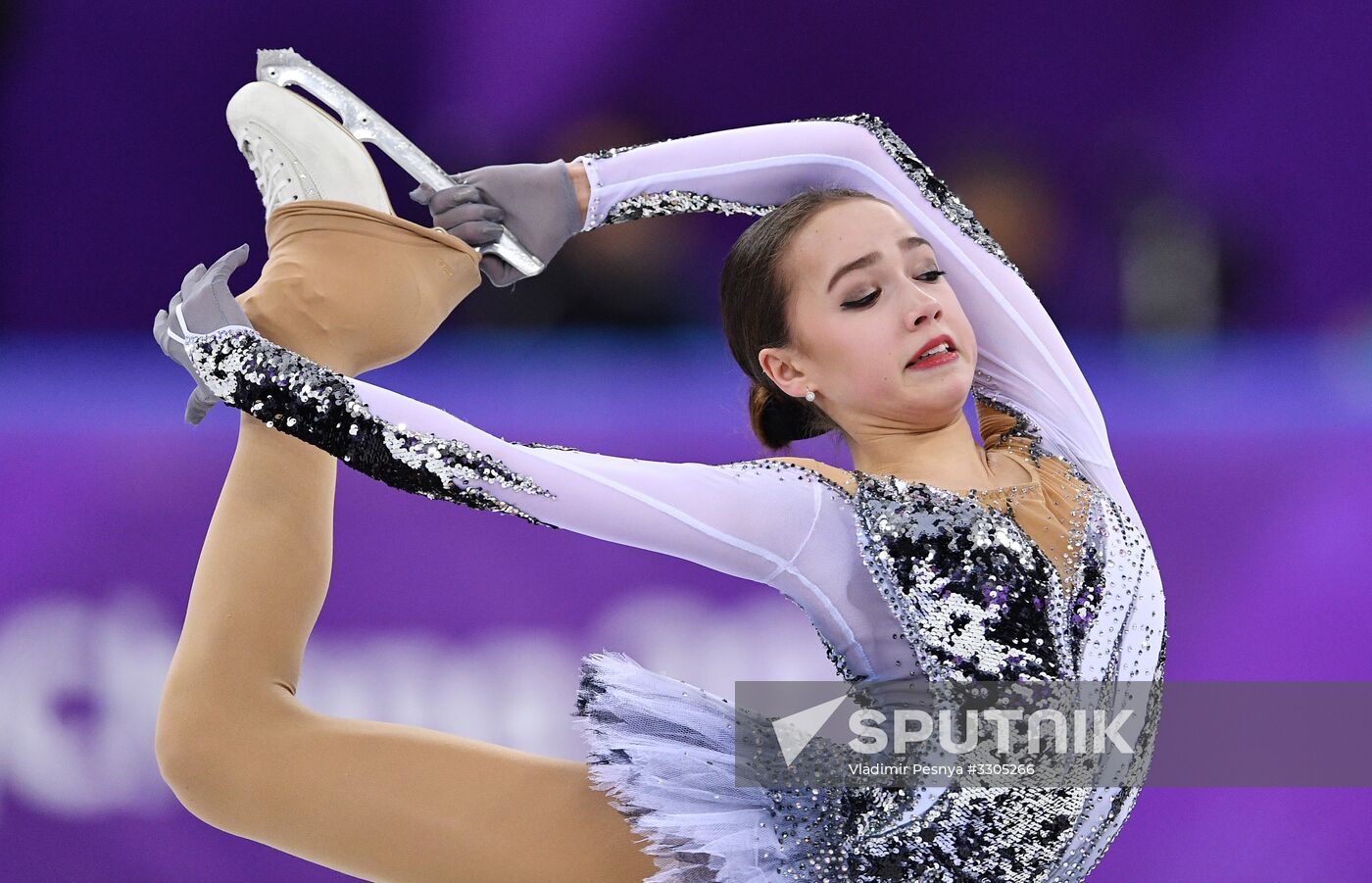 2018 Winter Olympics. Figure skating. Women. Short program