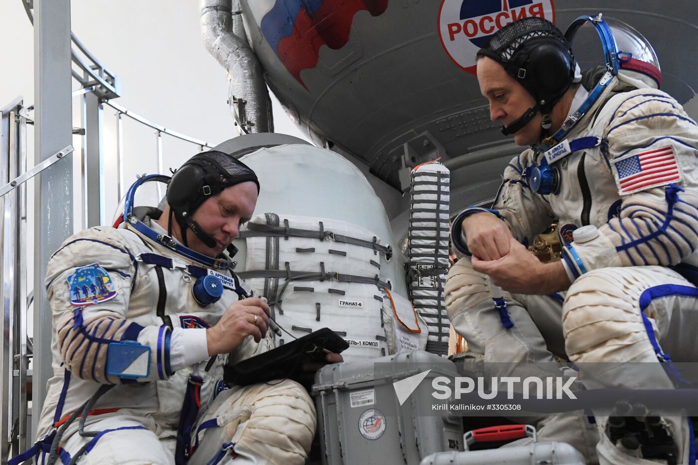 Full drill and testing for ISS Expedition 55/56 main crew