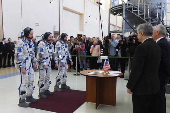 Full drill and testing for ISS Expedition 55/56 main crew