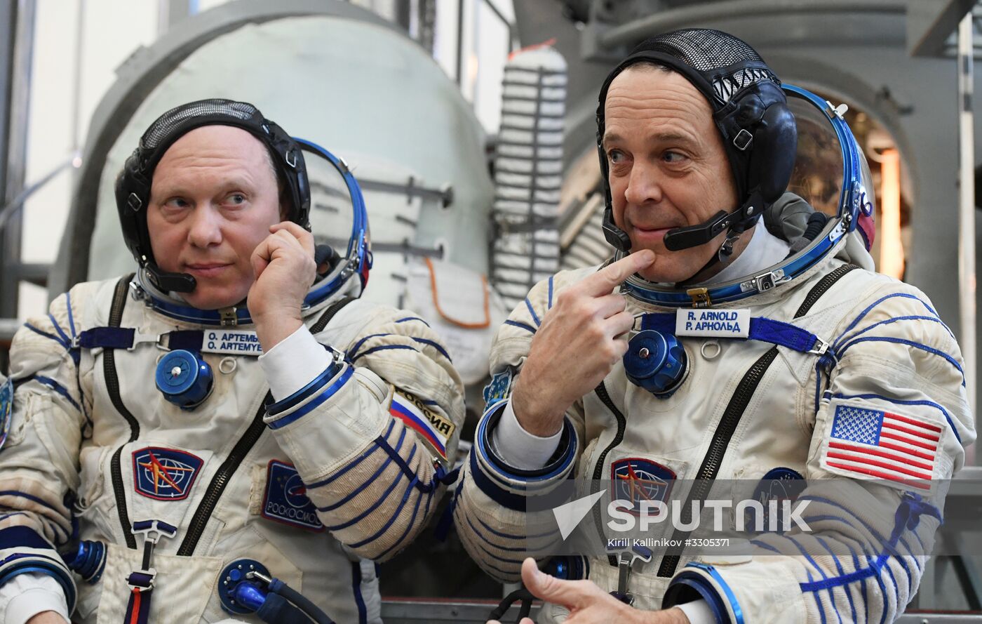 Full drill and testing for ISS Expedition 55/56 main crew