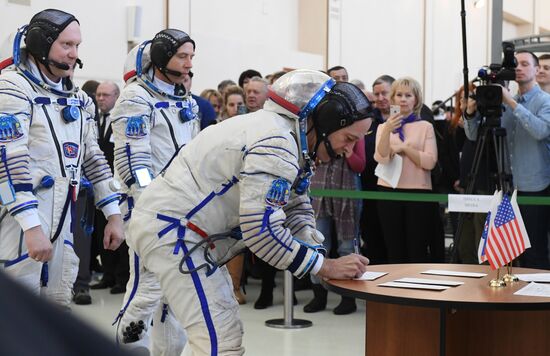 Full drill and testing for ISS Expedition 55/56 main crew