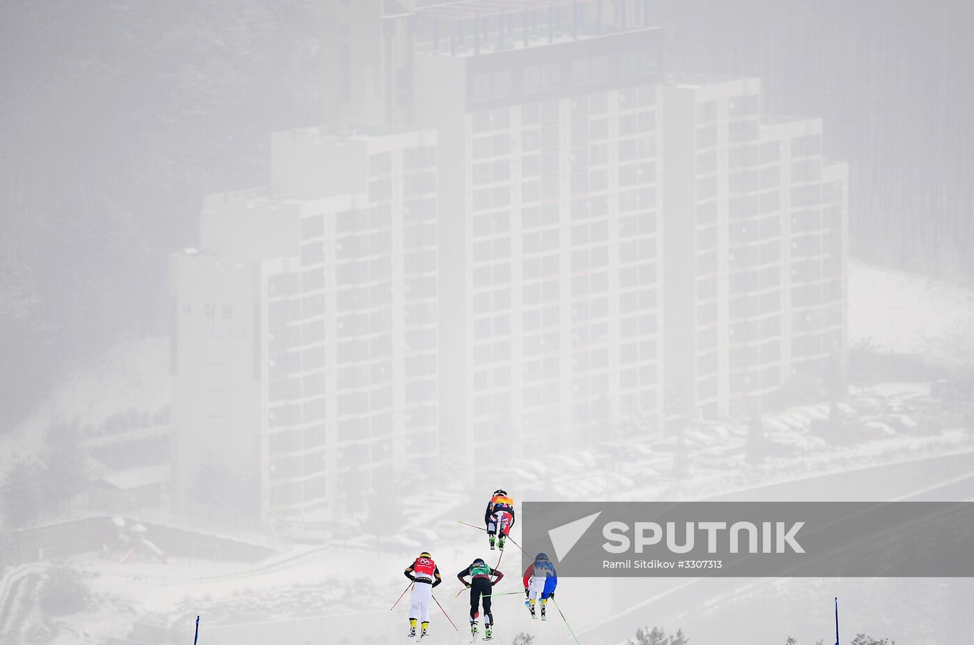 2018 Winter Olympics. Freestyle skiing. Women. Ski cross