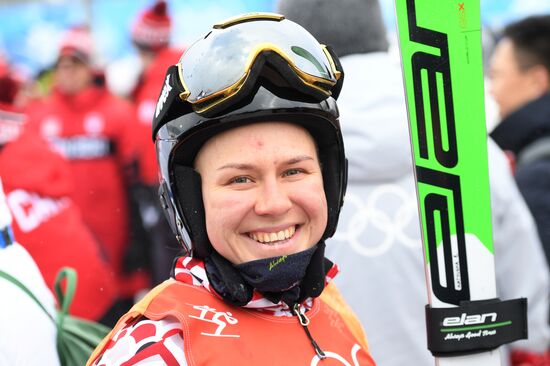 2018 Winter Olympics. Freestyle skiing. Women. Ski cross