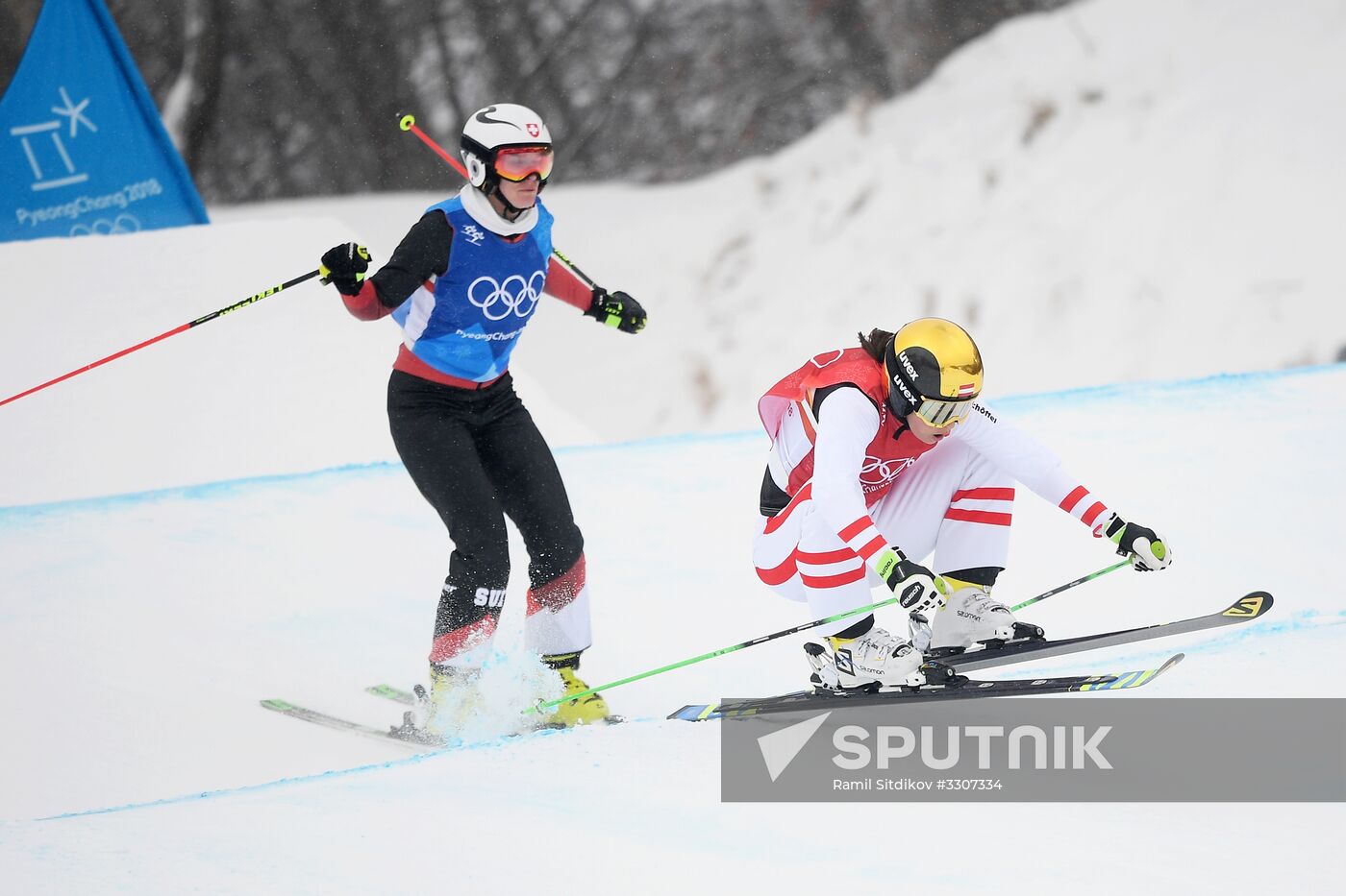 2018 Winter Olympics. Freestyle skiing. Women. Ski cross