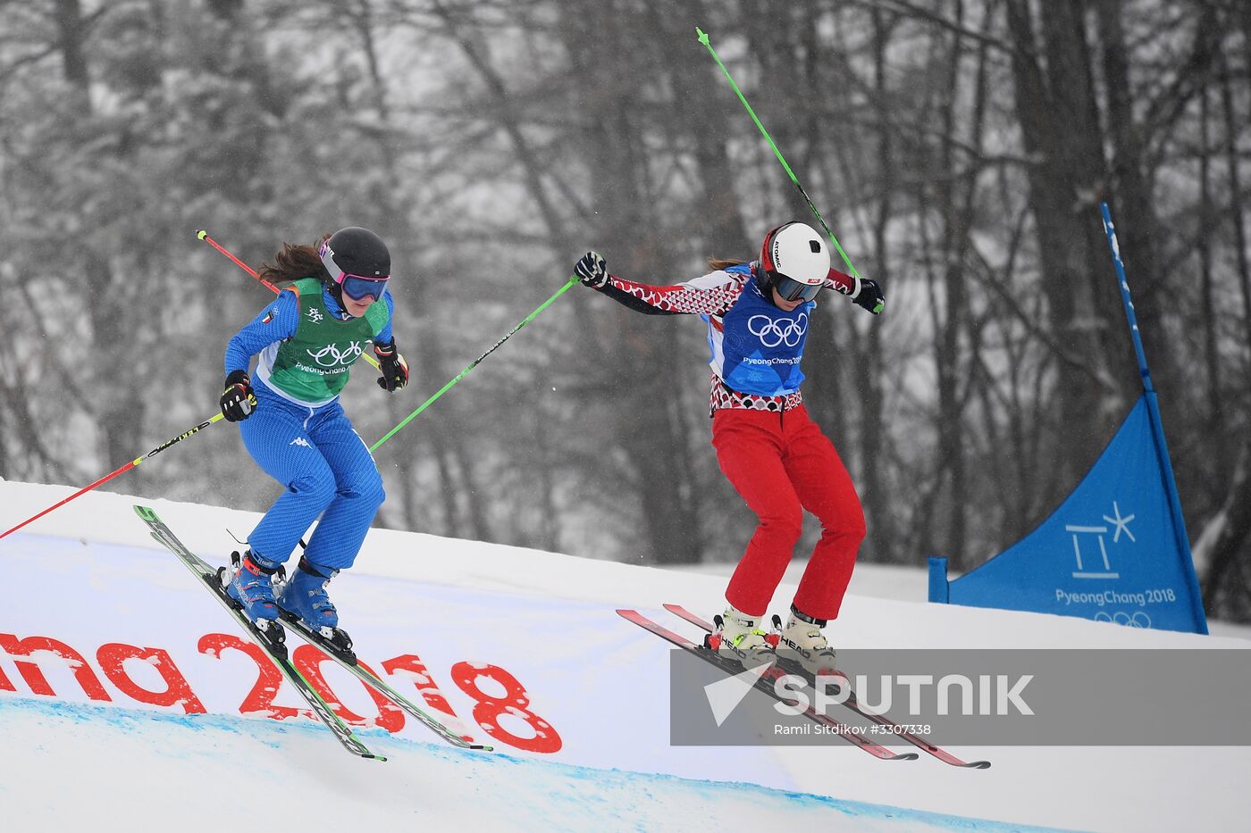 2018 Winter Olympics. Freestyle skiing. Women. Ski cross