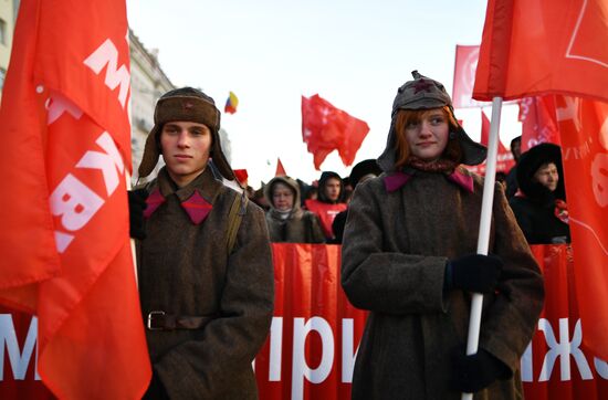 Red Army 100th anniversary march