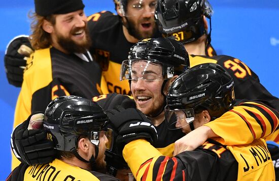 2018 Winter Olympics. Ice hockey. Men. Canada vs. Germany