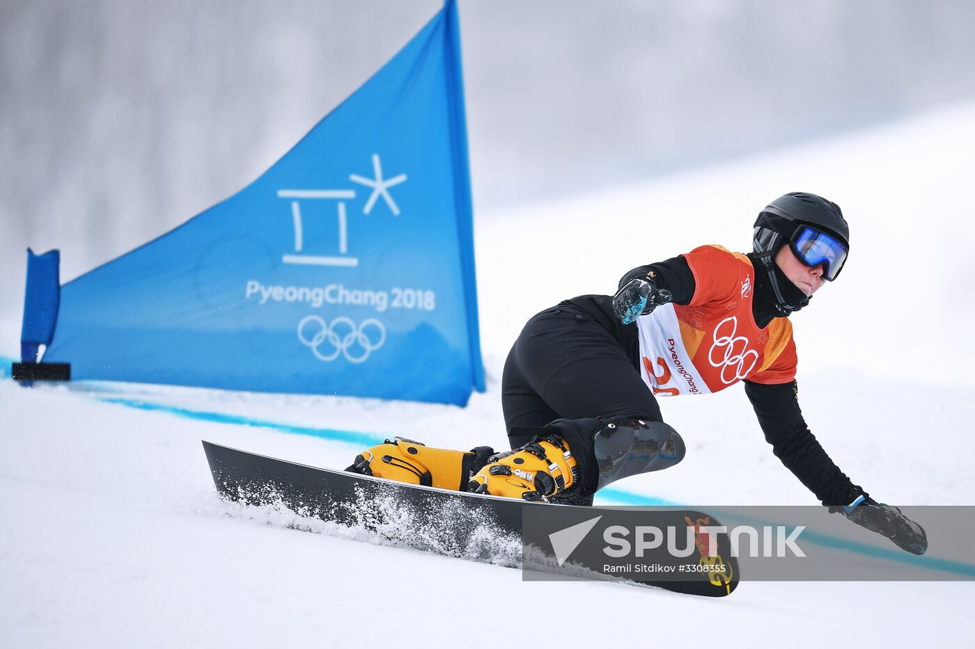 2018 Winter Olympics. Snowboarding. Women. Parallel giant slalom