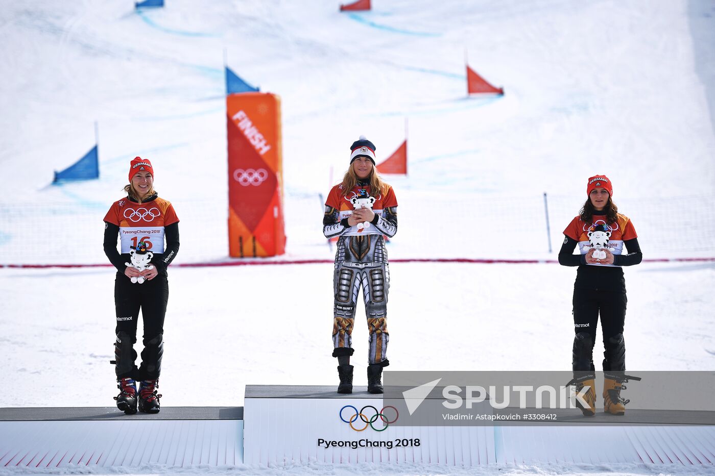 2018 Winter Olympics. Snowboarding. Women. Parallel giant slalom