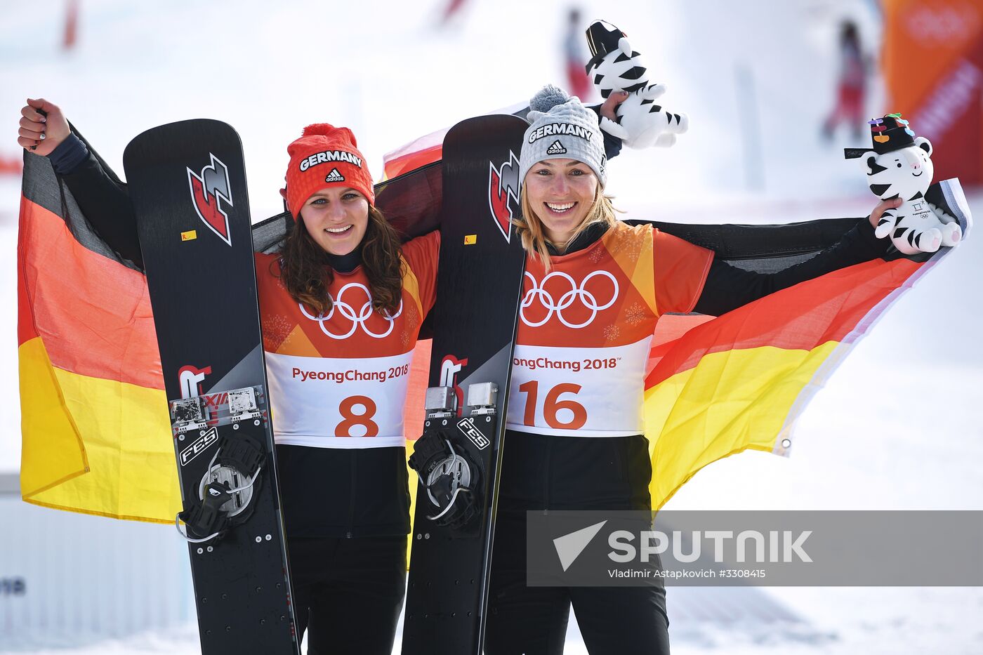 2018 Winter Olympics. Snowboarding. Women. Parallel giant slalom