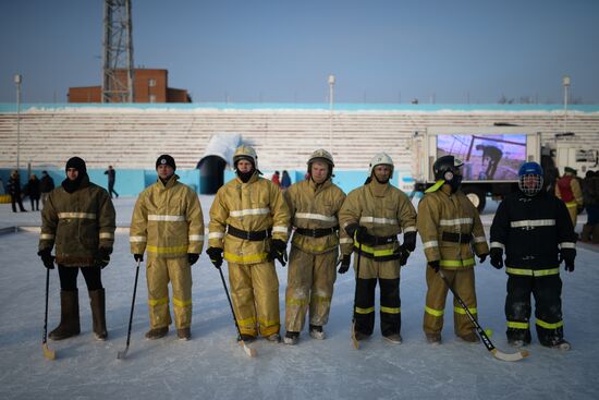 Felt-boot bandy tournament among rescuers
