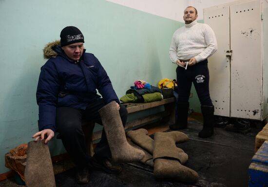 Felt-boot bandy tournament among rescuers