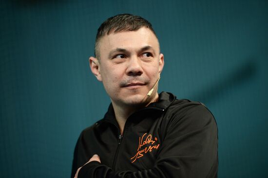 Open boxing master class by Mike Tyson and Kostya Tszyu