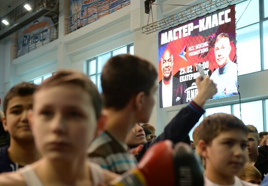 Open boxing master class by Mike Tyson and Kostya Tszyu