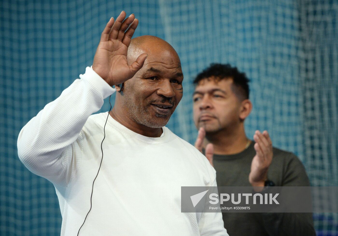 Boxing master class by Mike Tyson and Kostya Tszyu