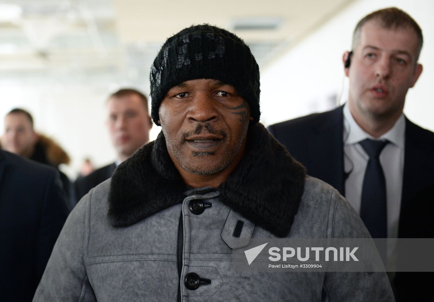 Boxing master class by Mike Tyson and Kostya Tszyu