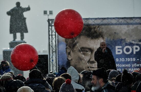 Rally in St. Petersburg commemorating Boris Nemtsov
