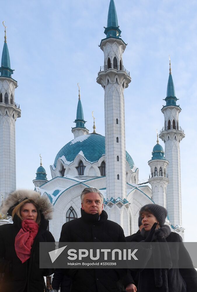 US Ambassador to Russia Jon Huntsman visits Kazan