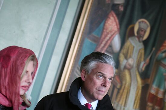 US Ambassador to Russia Jon Huntsman visits Kazan