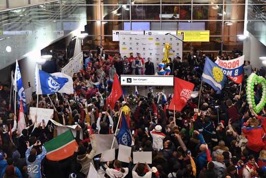 Russian 2018 Olympians are welcomed home