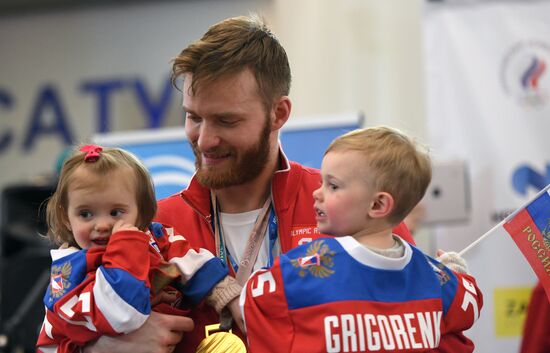 Russian 2018 Olympians are welcomed home