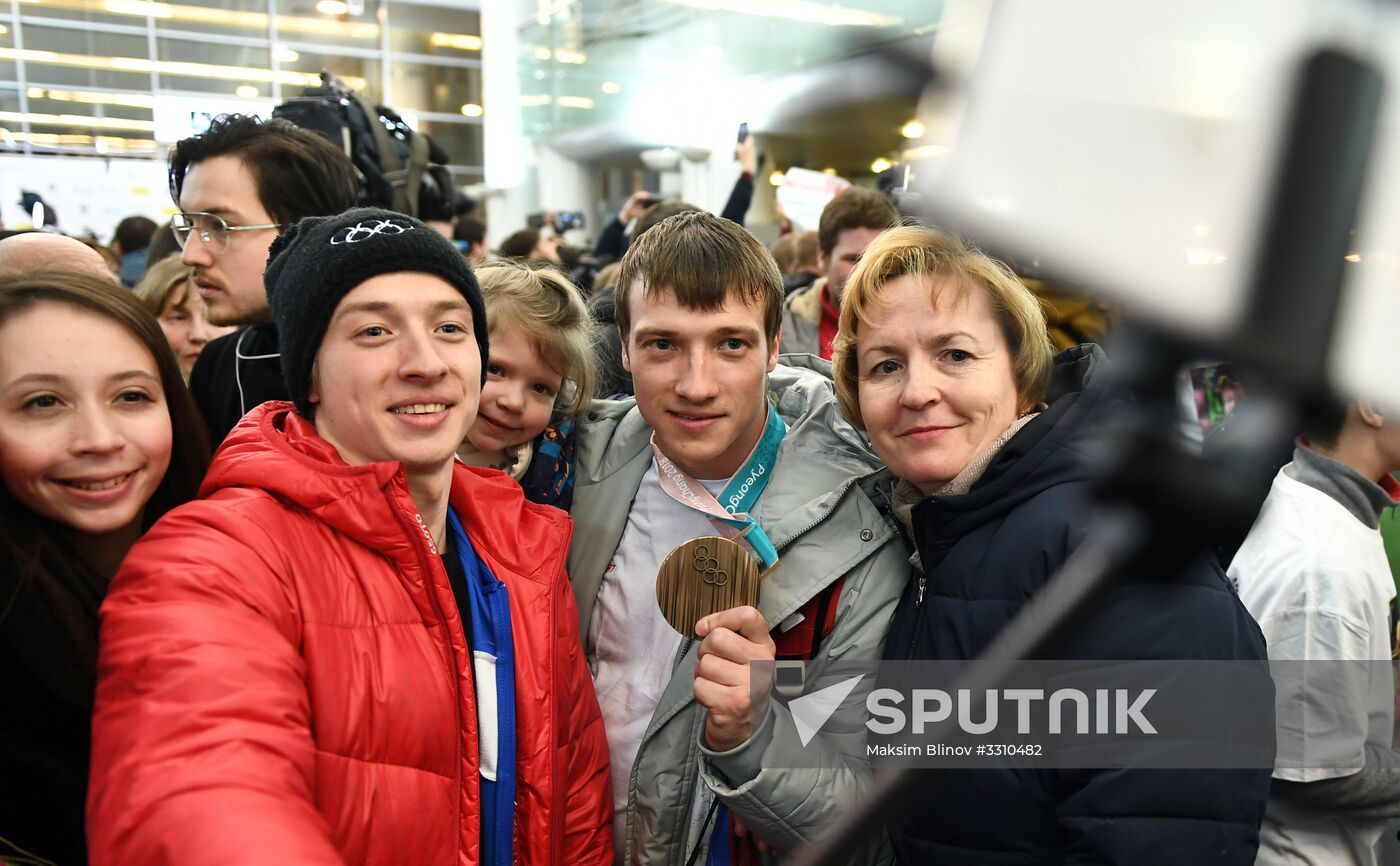 Russian 2018 Olympians are welcomed home