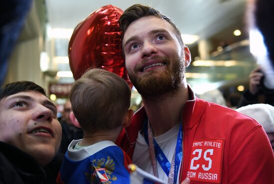 Russian 2018 Olympians are welcomed home