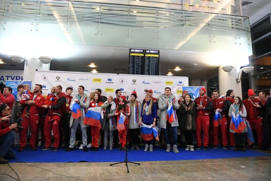 Russian 2018 Olympians are welcomed home