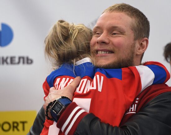 Russian 2018 Olympians are welcomed home