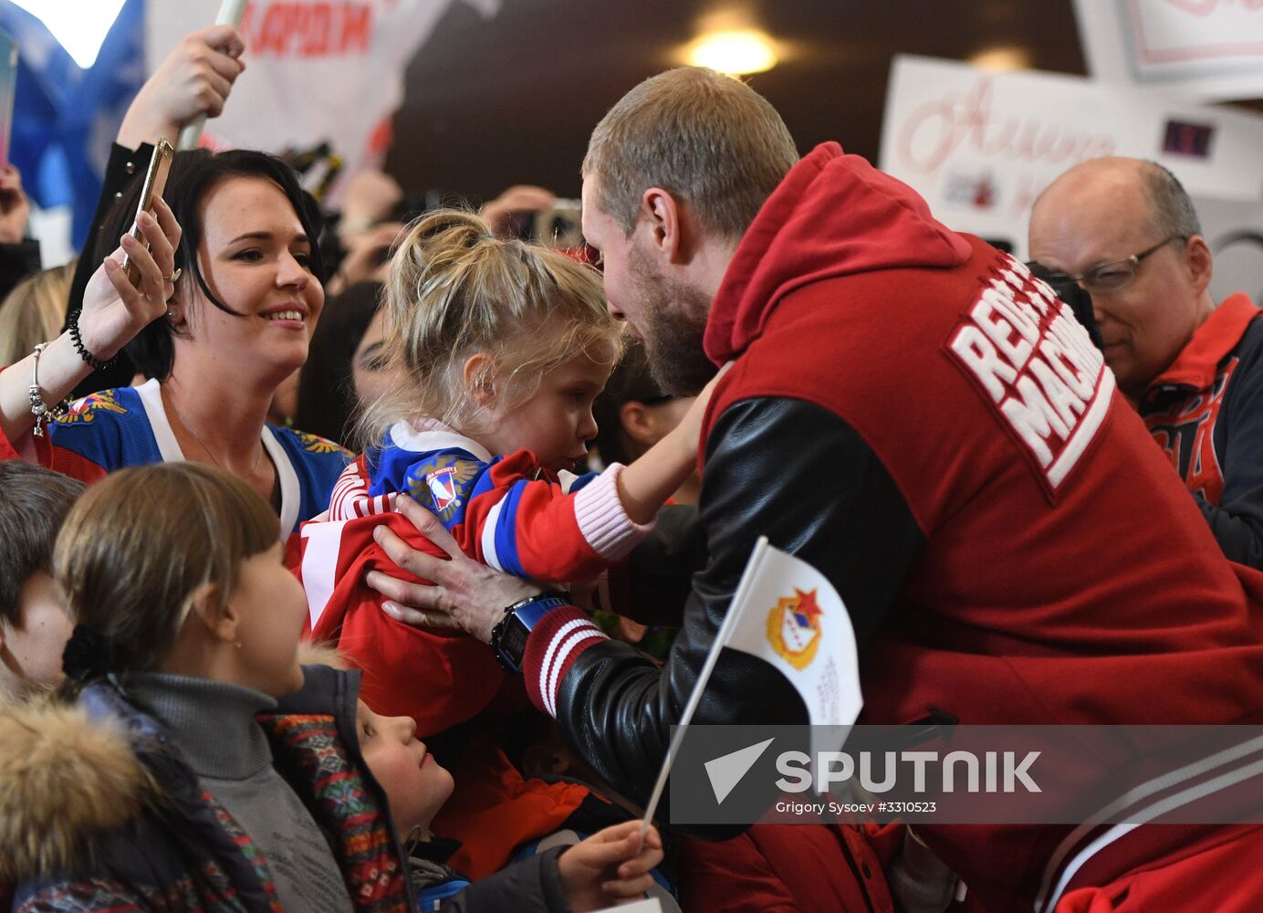 Russian 2018 Olympians are welcomed home