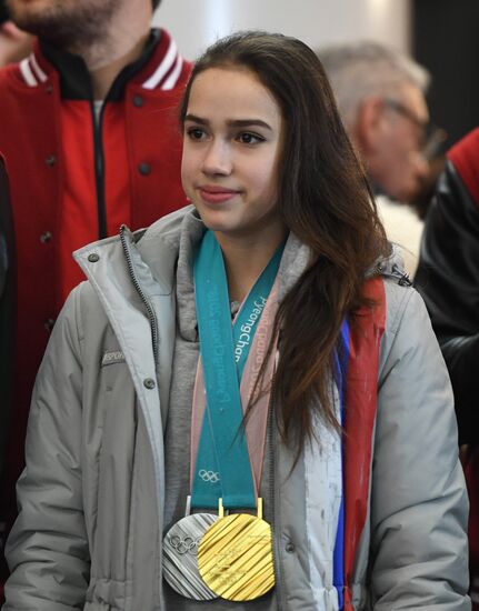 Russian 2018 Olympians are welcomed home