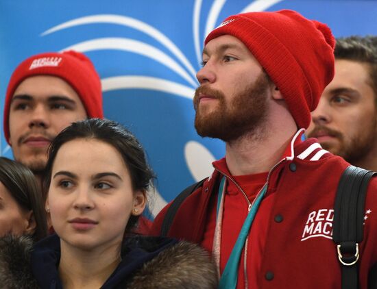Russian 2018 Olympians are welcomed home