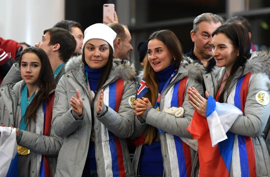 Russian 2018 Olympians are welcomed home