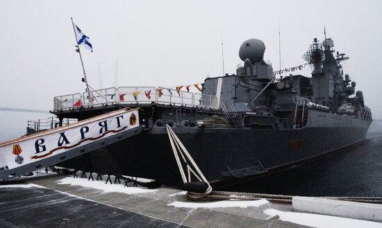 Hoisting Order of Nakhimov Navy Flag aboard guided missile cruiser Varyag