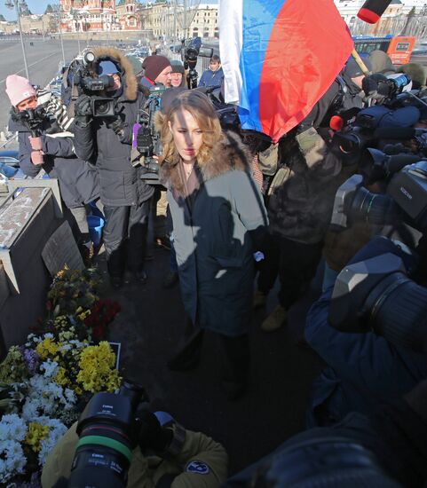 Flowers at site where Boris Nemtsov was assassinated