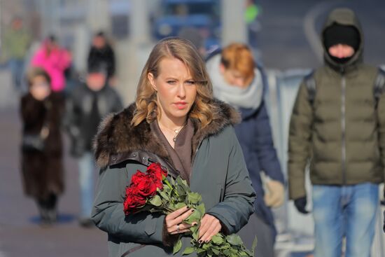 Flowers at site where Boris Nemtsov was assassinated