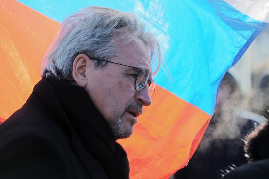Flowers at site where Boris Nemtsov was assassinated