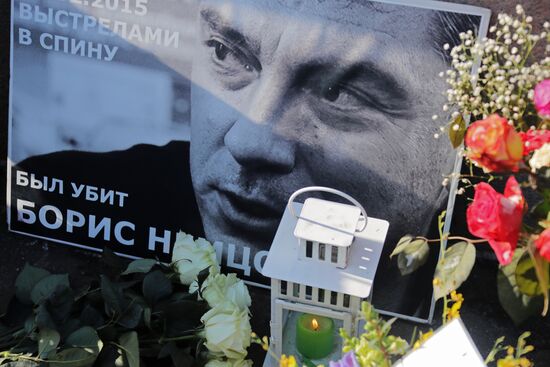 Flowers at site where Boris Nemtsov was assassinated