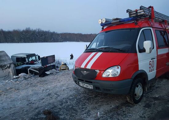 Minibus gets into road accident in Bashkiria