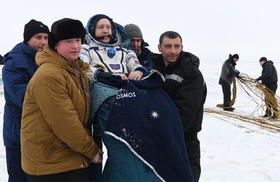 Soyuz MS-06 manned capsule lands in Kazakhstan