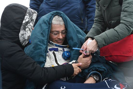 Soyuz MS-06 manned capsule lands in Kazakhstan