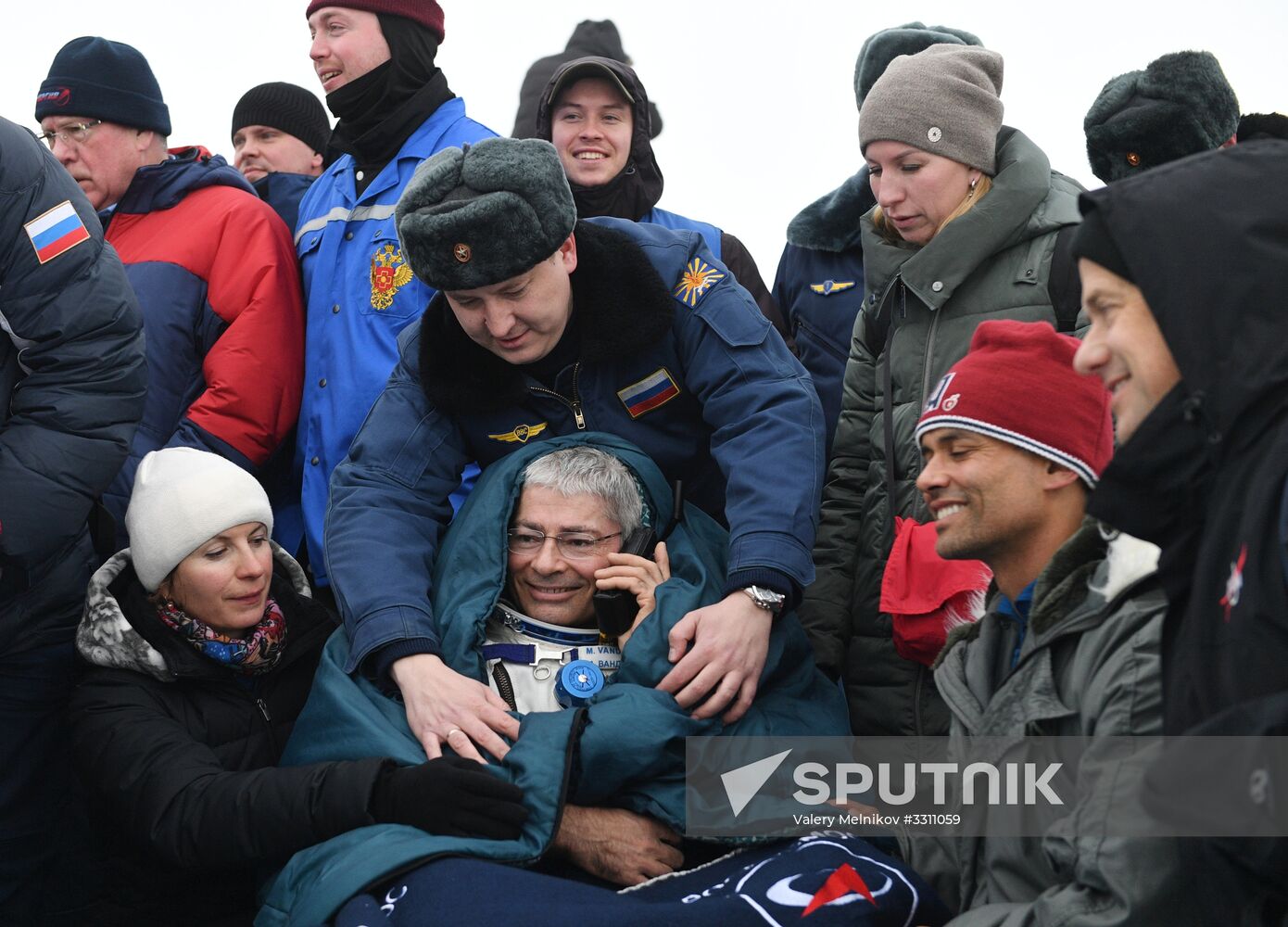 Soyuz MS-06 manned capsule lands in Kazakhstan