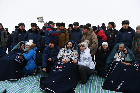 Soyuz MS-06 manned capsule lands in Kazakhstan