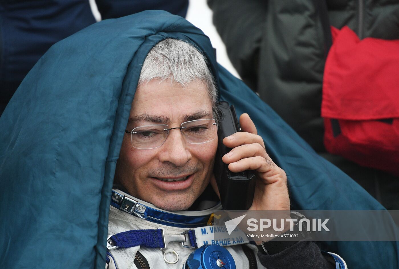 Soyuz MS-06 manned capsule lands in Kazakhstan