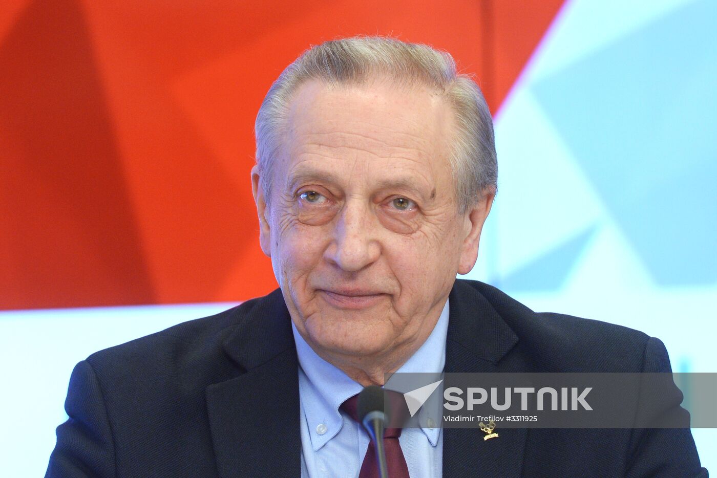 Russian Figure Skating Federation gives news conference